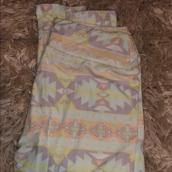 Lularoe leggings - Picture 3 of 6